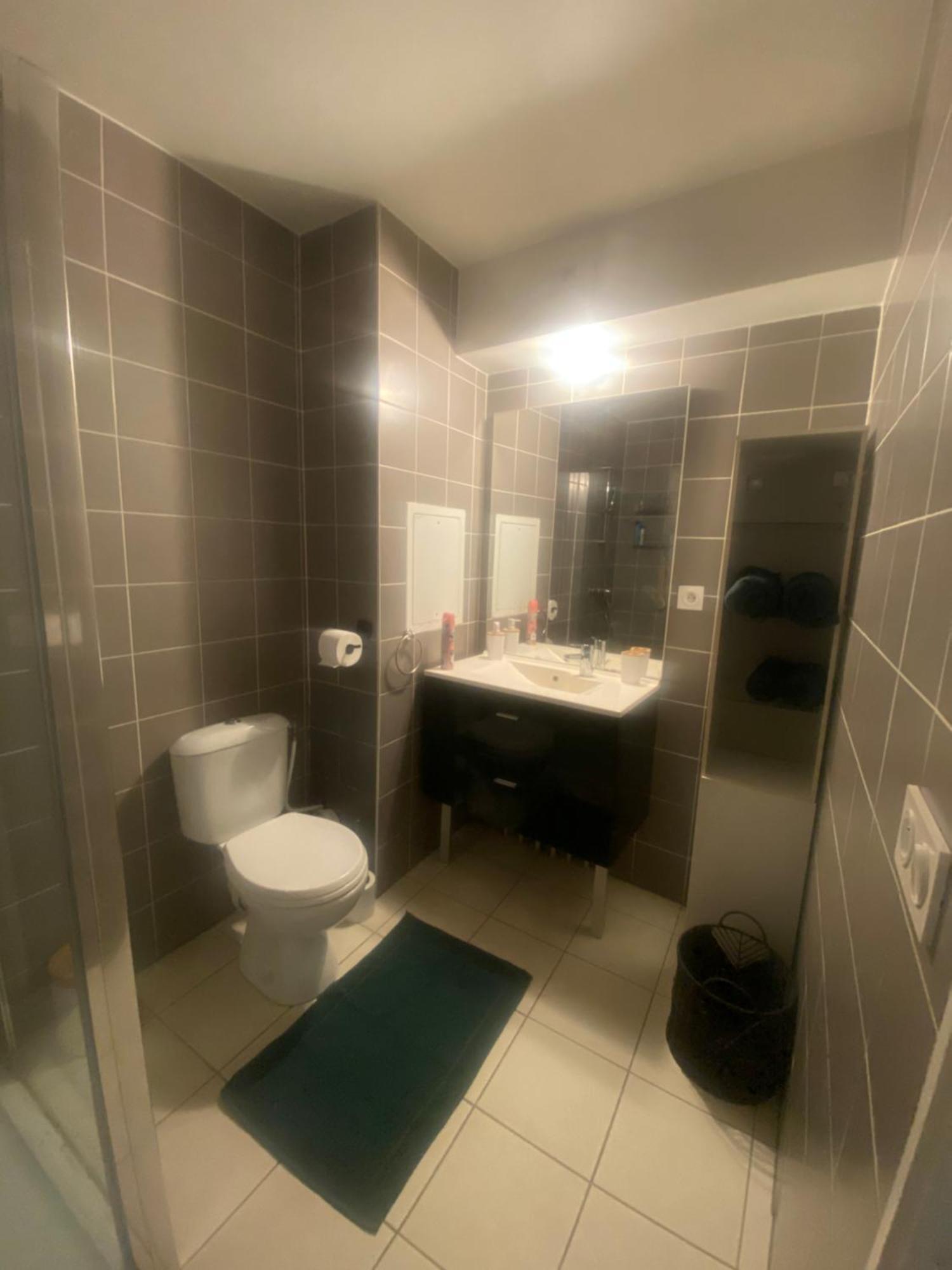 Chambre Privee Sdb Kitchenette Proche De Paris Saint-Ouen  Exteriér fotografie